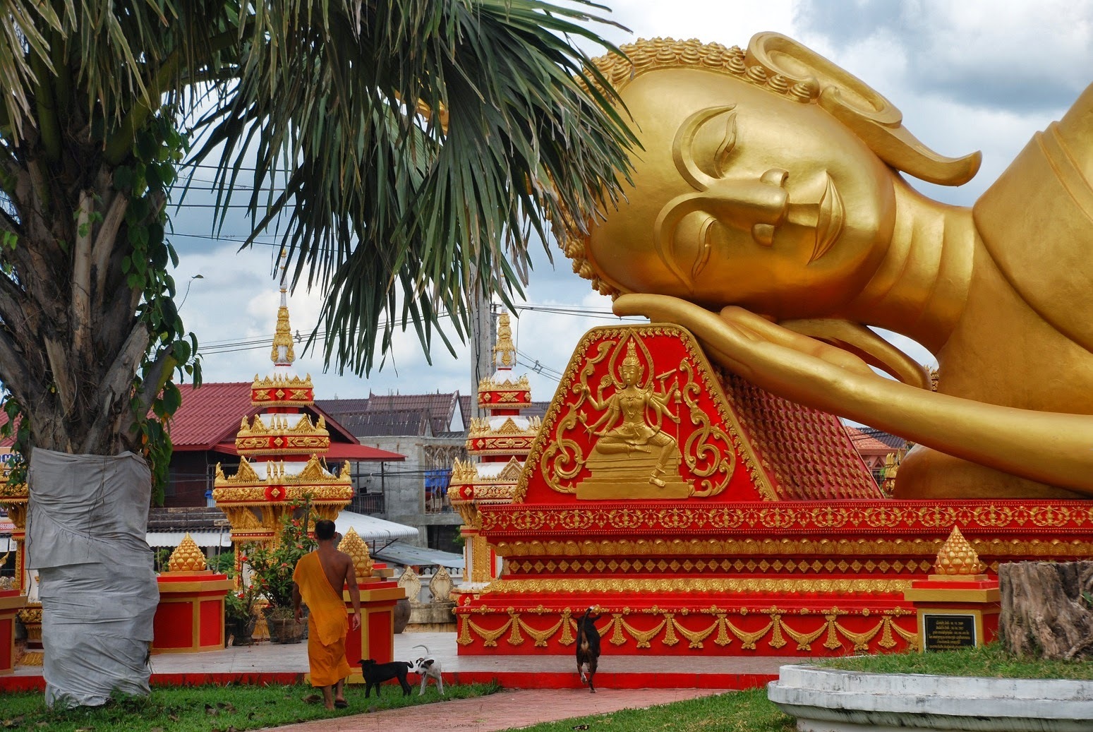 Laos - Vientiane - Wat That Luang